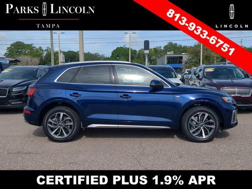 Navarra Blue Metallic 2024 Audi Q5 45 S line Prestige