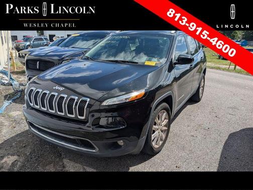 Diamond Black Crystal Pearlcoat 2017 Jeep Cherokee Limited