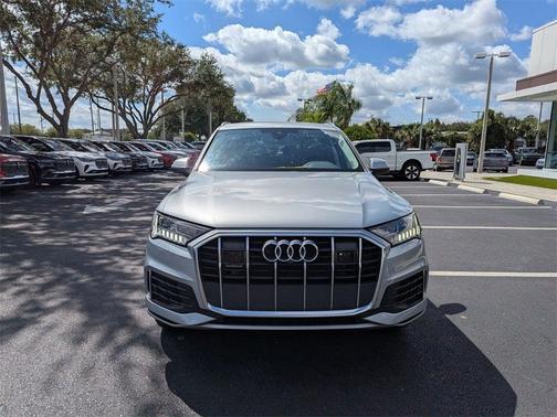 2024 Audi Q7 45 Premium Plus