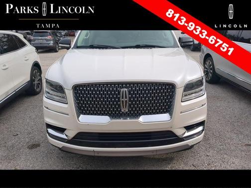 WHITE PLATINUM TRI-COAT MET 2018 Lincoln Navigator Select