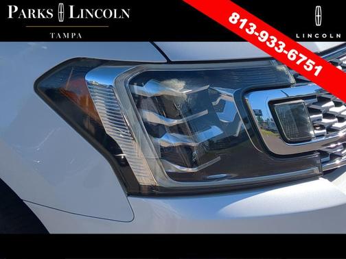 White Platinum 2018 Ford Expedition Max Platinum