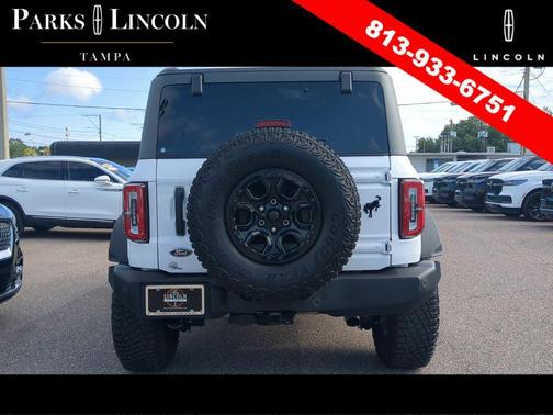 OXFORD WHITE 2023 Ford Bronco Wildtrak