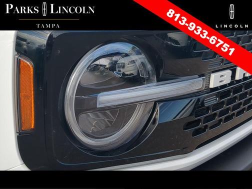 OXFORD WHITE 2023 Ford Bronco Wildtrak