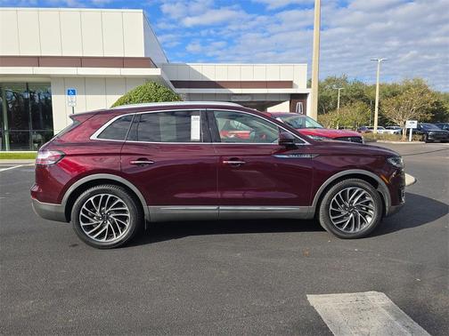 2019 Lincoln Nautilus Reserve