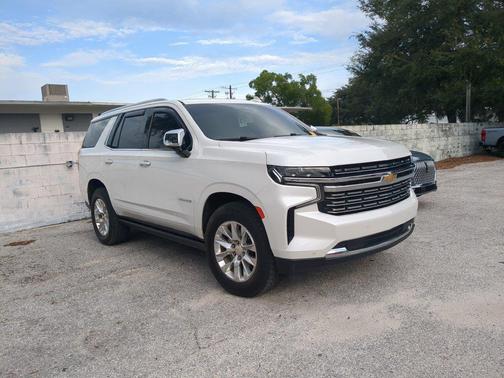 Iridescent Pearl Tricoat 2022 Chevrolet Tahoe Premier