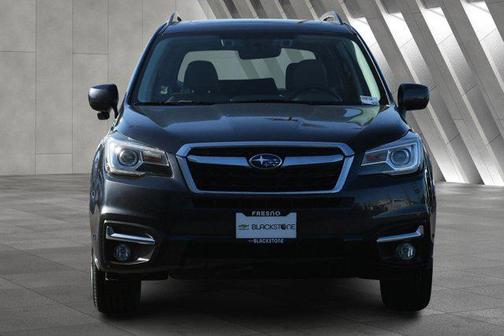Photo 3 of 22 of 2018 Subaru Forester 2.5i Limited