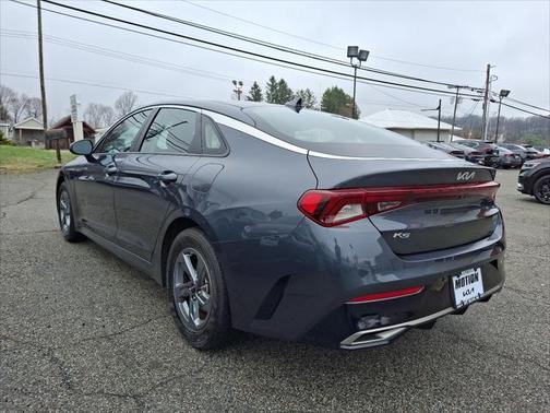 2022 Kia K5 LXS
