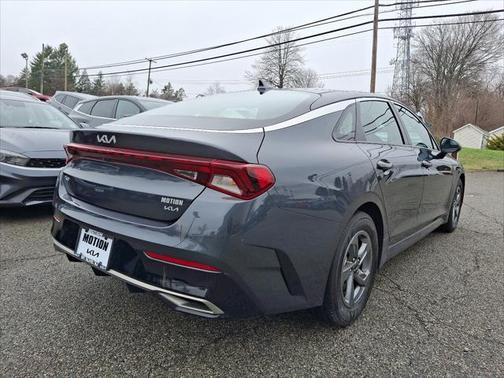 2022 Kia K5 LXS