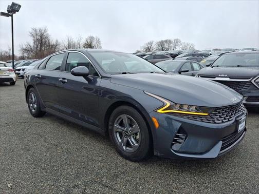 2022 Kia K5 LXS