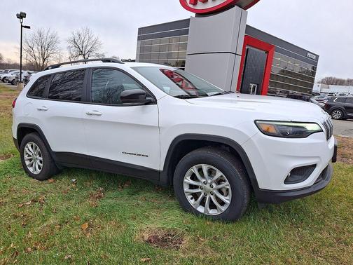 2022 Jeep Cherokee Latitude Lux