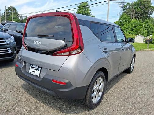 2022 Kia Soul LX