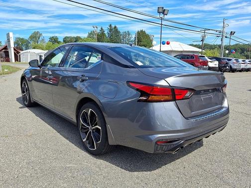 2023 Nissan Altima SR Intelligent AWD