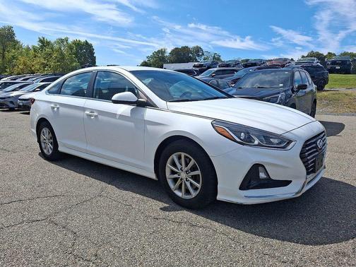 2018 Hyundai SONATA SE