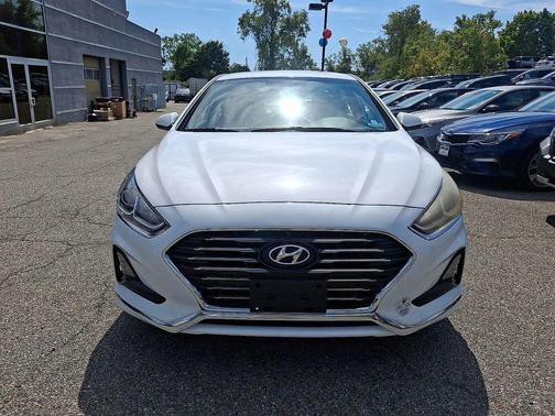 2018 Hyundai SONATA SE