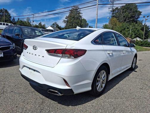 2018 Hyundai SONATA SE