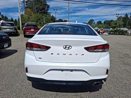 2018 Hyundai SONATA SE
