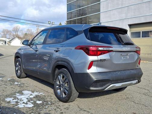 2023 Kia Seltos LX