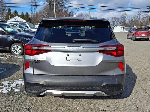 2023 Kia Seltos LX
