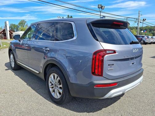 2022 Kia Telluride LX