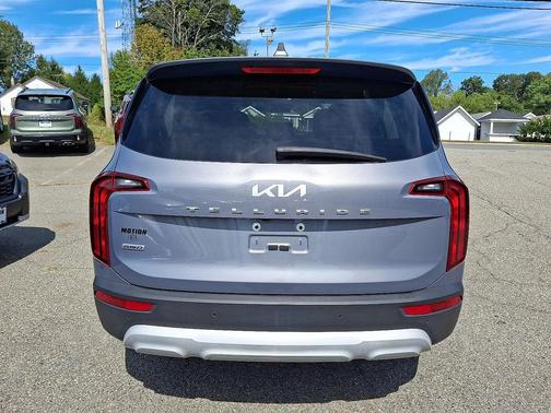 2022 Kia Telluride LX