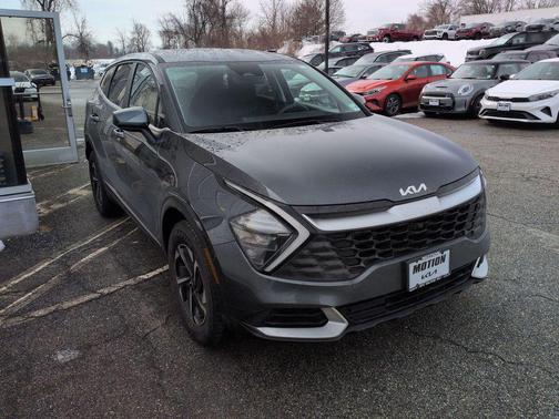 2023 Kia Sportage Hybrid LX