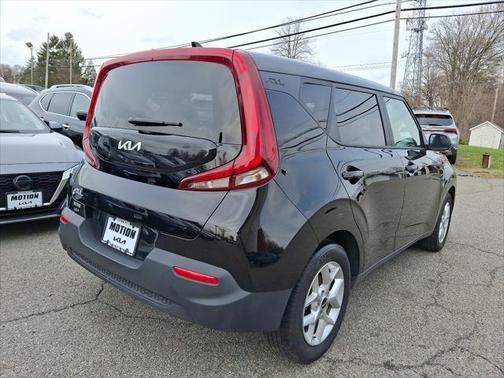 2022 Kia Soul LX