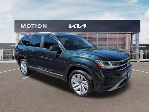 Black 2021 Volkswagen Atlas 3.6L SEL