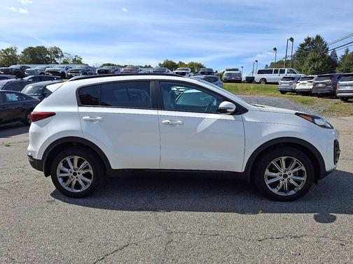 2022 Kia Sportage S