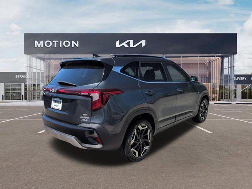 Gravity Gray 2024 Kia Seltos SX Turbo