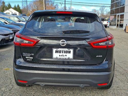 2021 Nissan Rogue Sport S