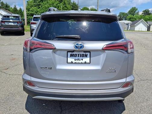 2017 Toyota RAV4 Hybrid XLE