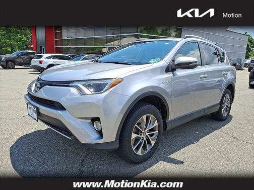 2017 Toyota RAV4 Hybrid XLE
