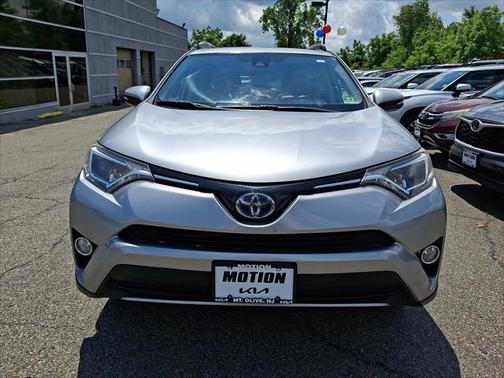 2017 Toyota RAV4 Hybrid XLE