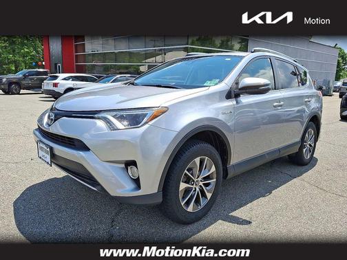 2017 Toyota RAV4 Hybrid XLE