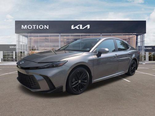 Heavy Metal 2025 Toyota Camry SE