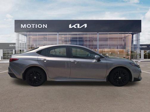 Heavy Metal 2025 Toyota Camry SE