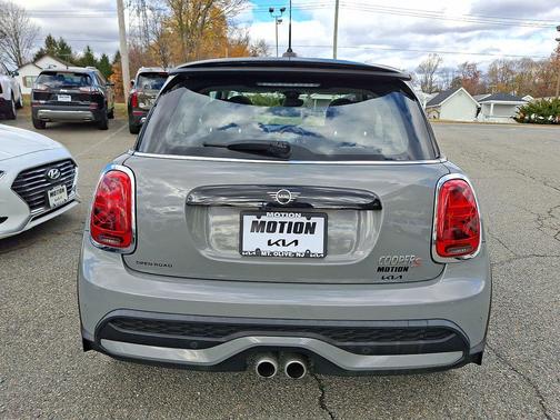 2022 MINI Hardtop Cooper S