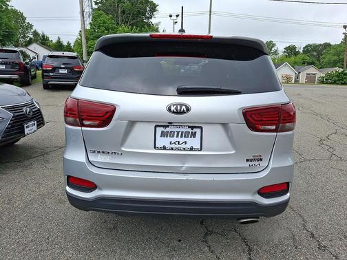 2019 Kia Sorento LX