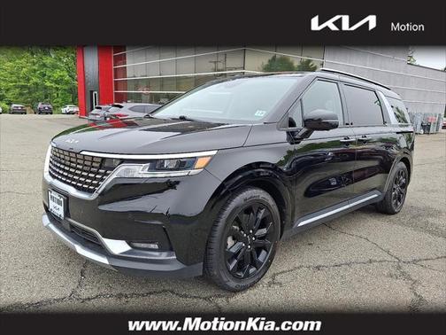 2022 Kia Carnival SX