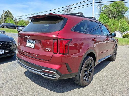 2022 Kia Sorento SX