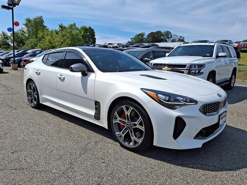 2021 Kia Stinger GT2