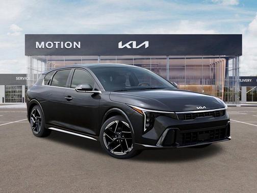 Ebony Black 2026 Kia K4 GT-Line