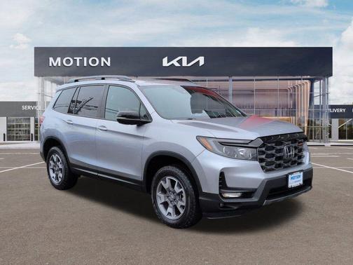 2023 Honda Passport AWD TrailSport
