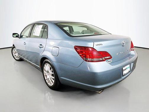 2008 Toyota Avalon XLS
