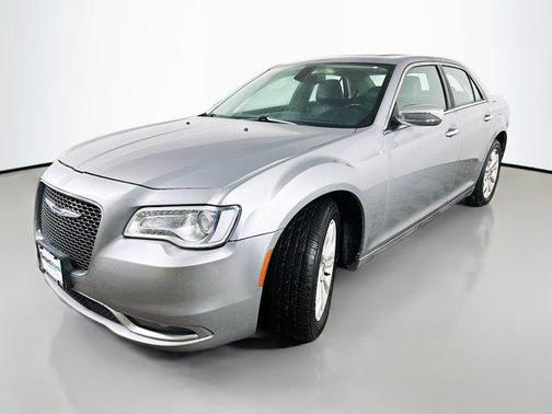 2017 Chrysler 300C Base