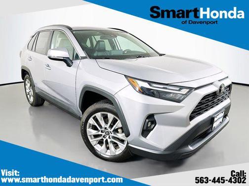 2022 Toyota RAV4 XLE Premium