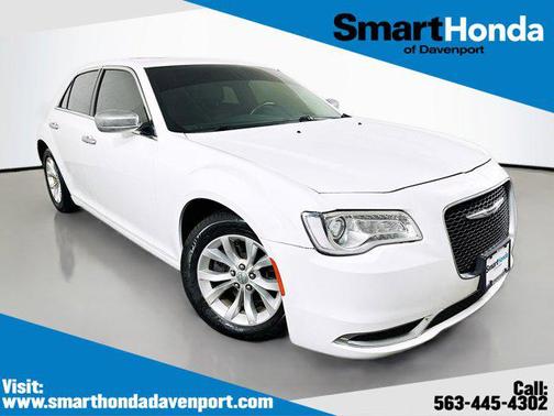 2016 Chrysler 300 Limited