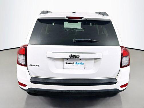Bright White Clearcoat 2014 Jeep Compass Sport