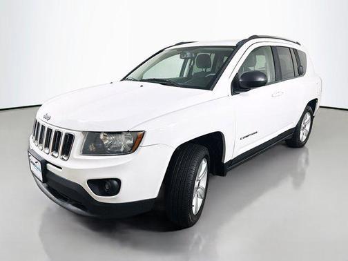 Bright White Clearcoat 2014 Jeep Compass Sport