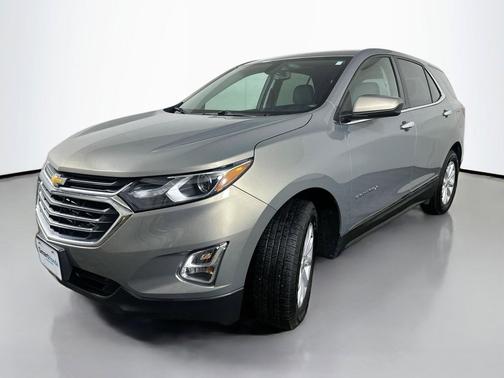 Pepperdust Metallic 2018 Chevrolet Equinox LT